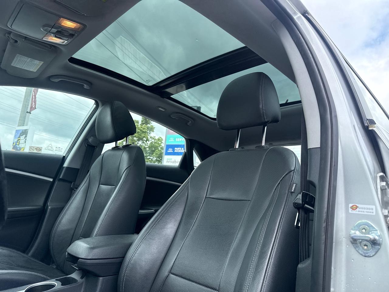 2016 Hyundai Elantra GT Limited (A6) 4dr Hatchback Photo
