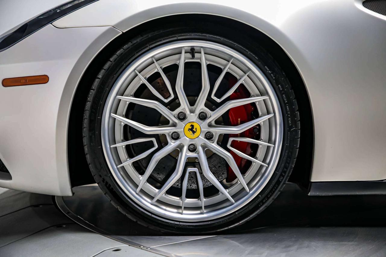 2012 Ferrari FF V12 AWD 651 HP  CARBONINT 21INCHRIMS FULLPPF Photo