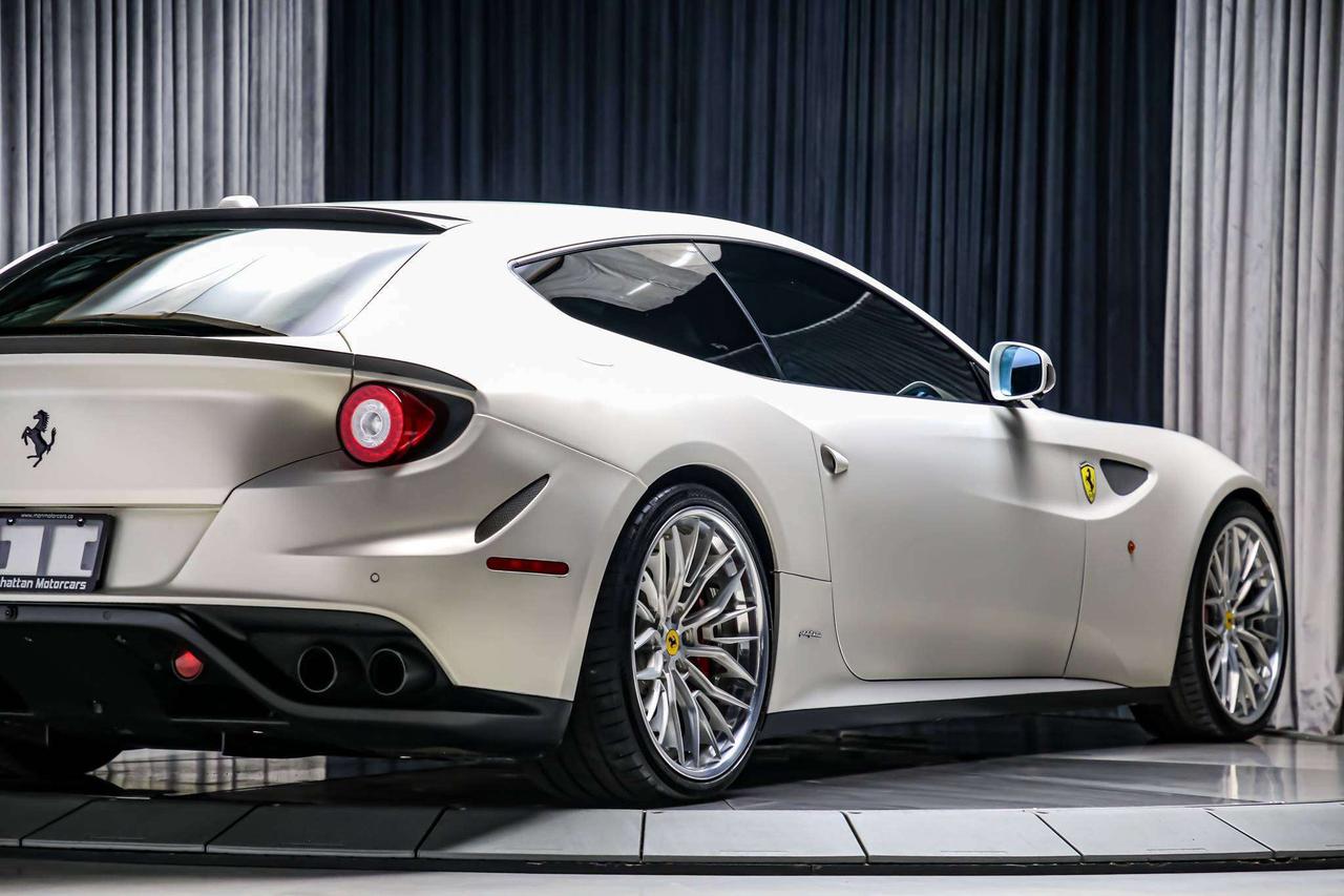2012 Ferrari FF V12 AWD 651 HP  CARBONINT 21INCHRIMS FULLPPF Photo
