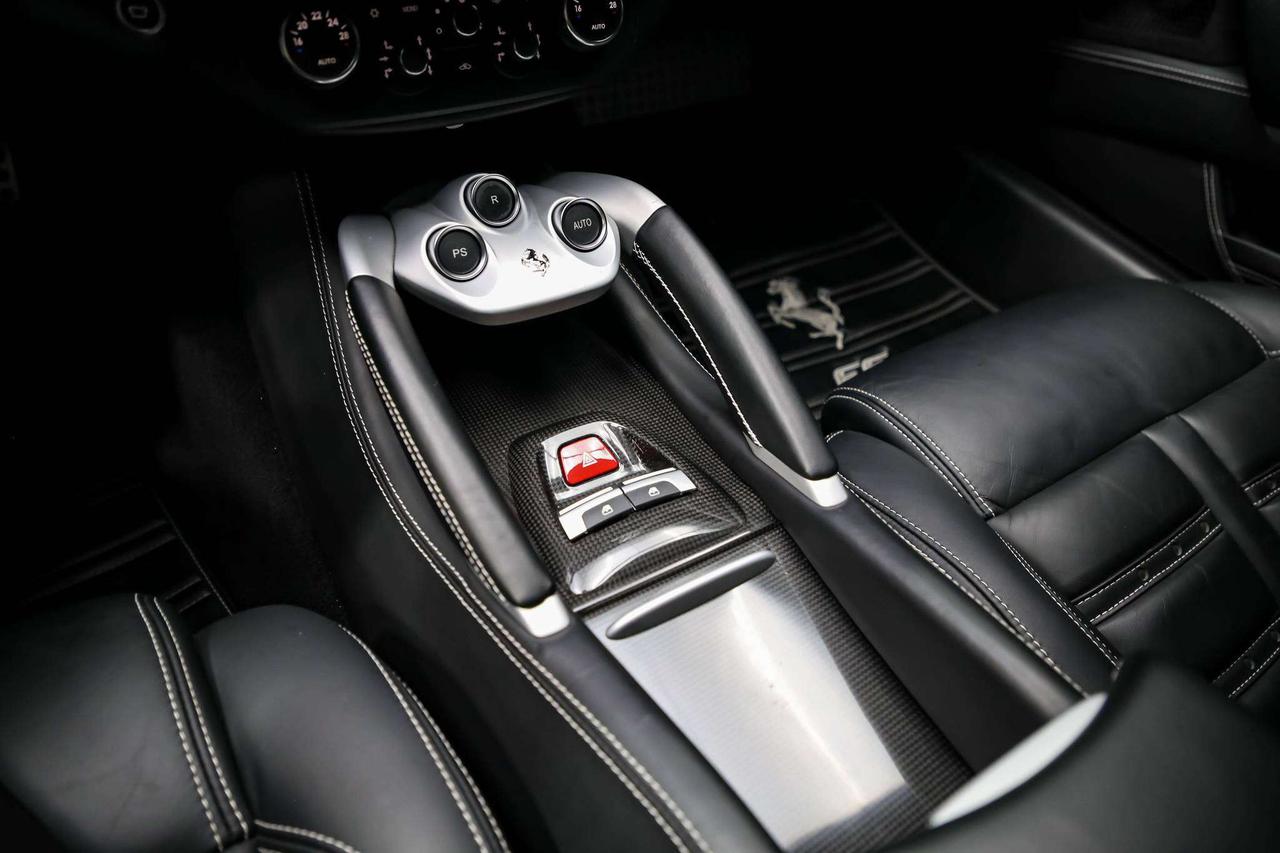 2012 Ferrari FF V12 AWD 651 HP  CARBONINT 21INCHRIMS FULLPPF Photo