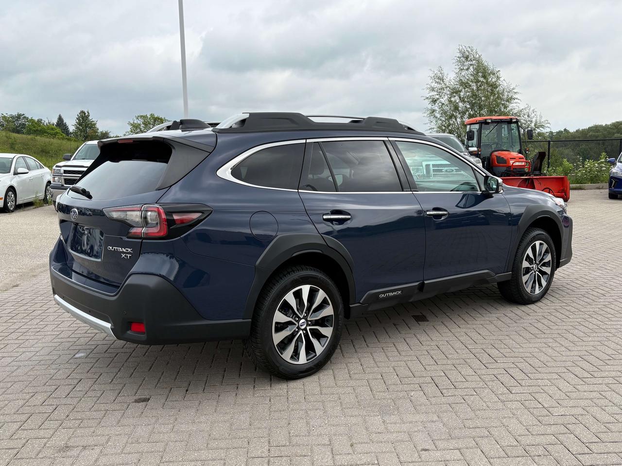 2024 Subaru Outback Premier XT AWD   Nav   Sunroof Heated/Cooled Seats Photo