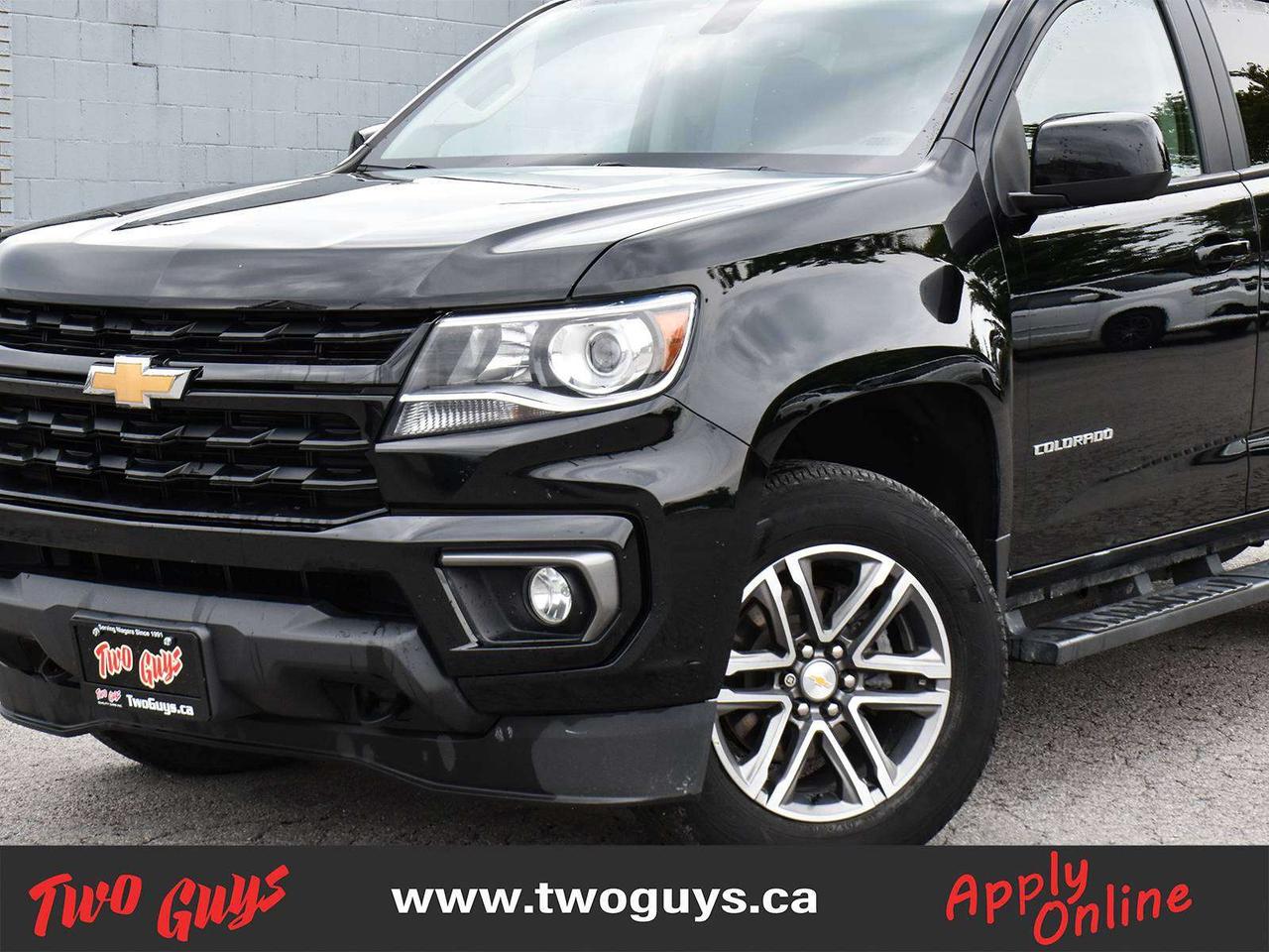 2022 Chevrolet Colorado 4WD LT Photo1