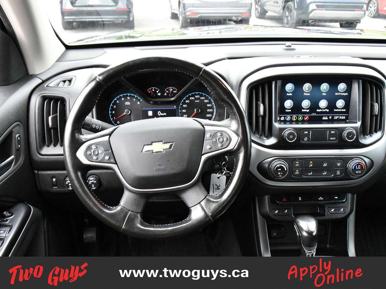 2022 Chevrolet Colorado 4WD LT Photo