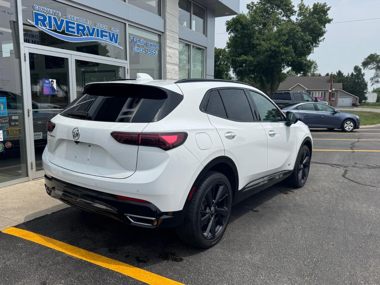 2024 Buick Envision Sport Touring 4dr All-Wheel Drive Photo4