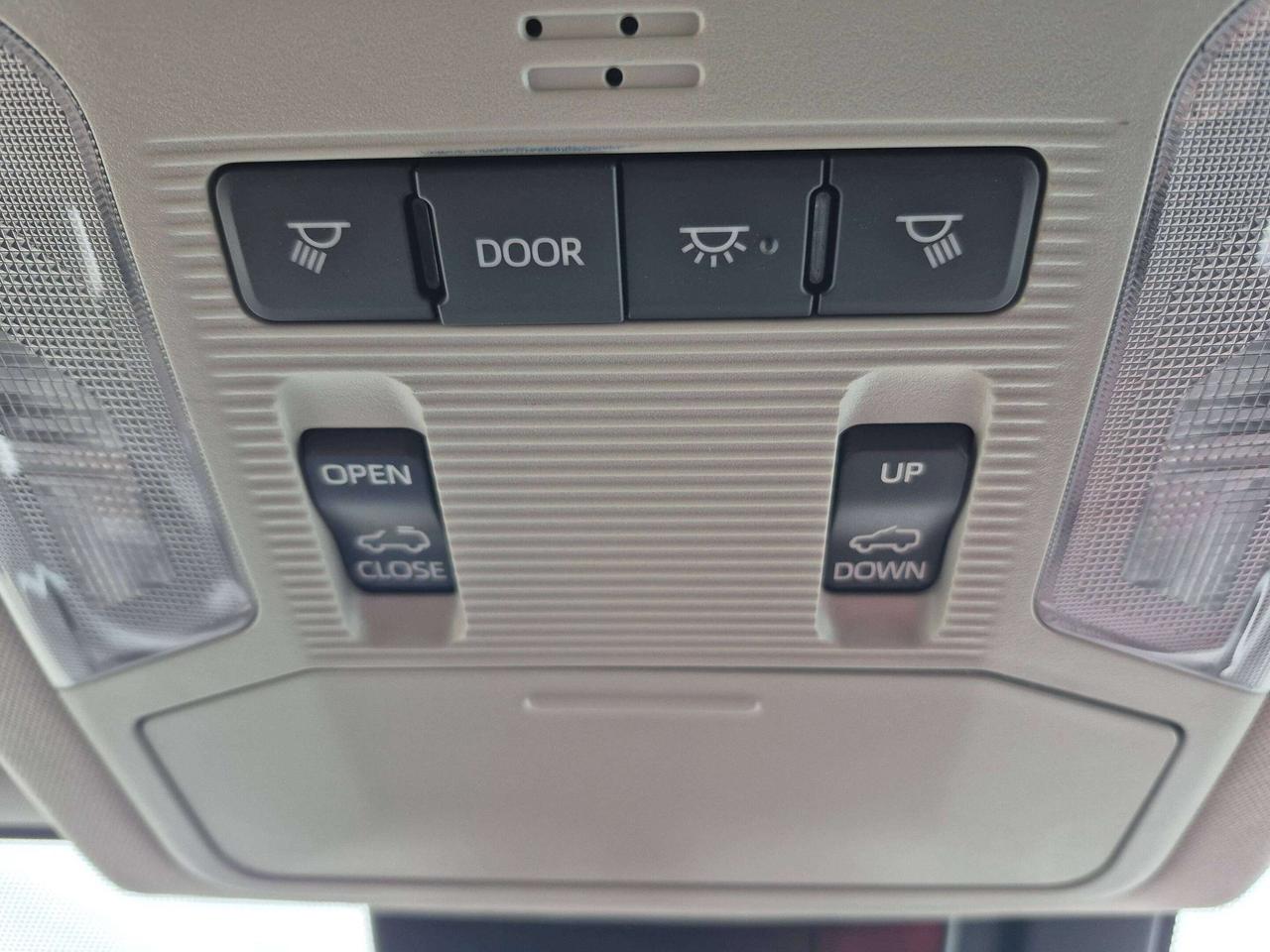 2022 Toyota RAV4 XLE AWD Photo