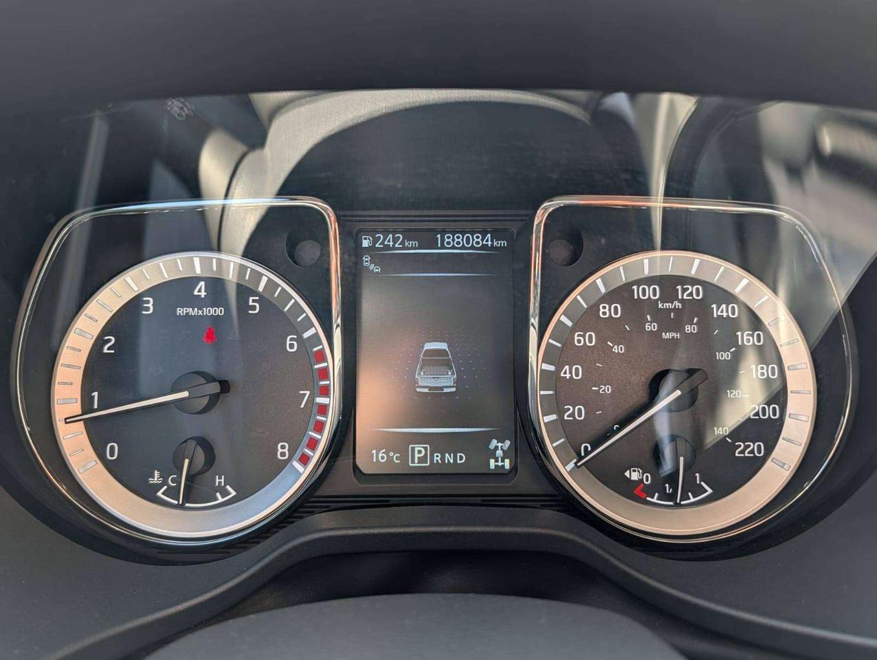 2018 Nissan Titan PRO Photo