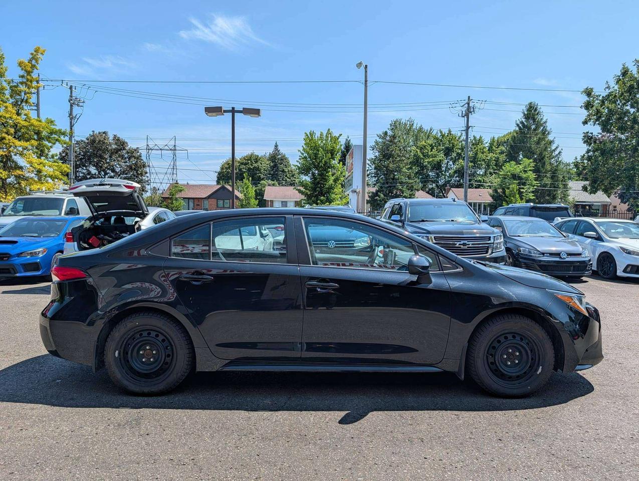 2021 Toyota Corolla LE Photo