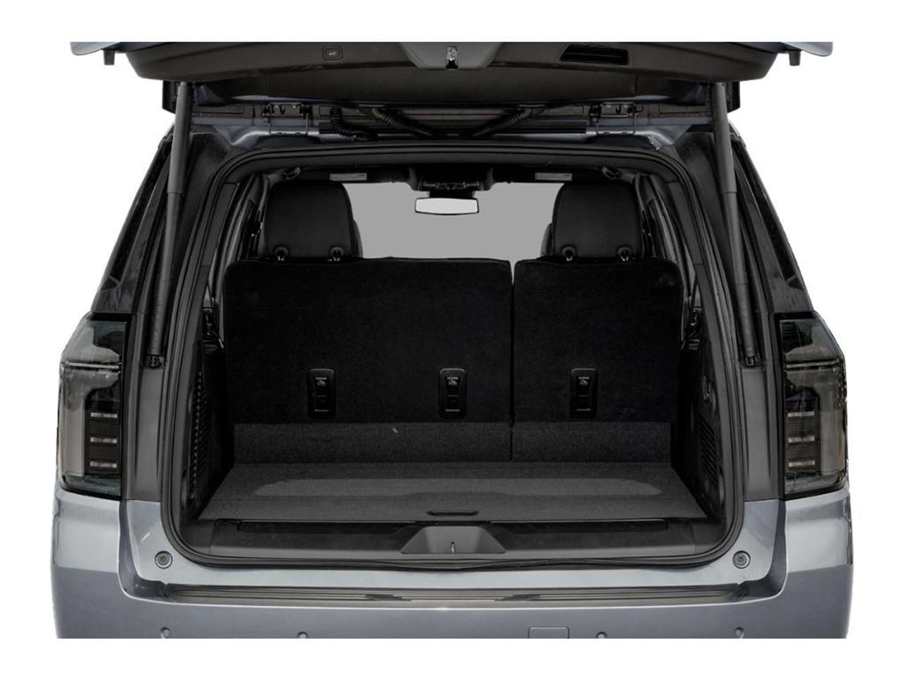 2026 Chevrolet Suburban LT 4dr 4x4 Photo
