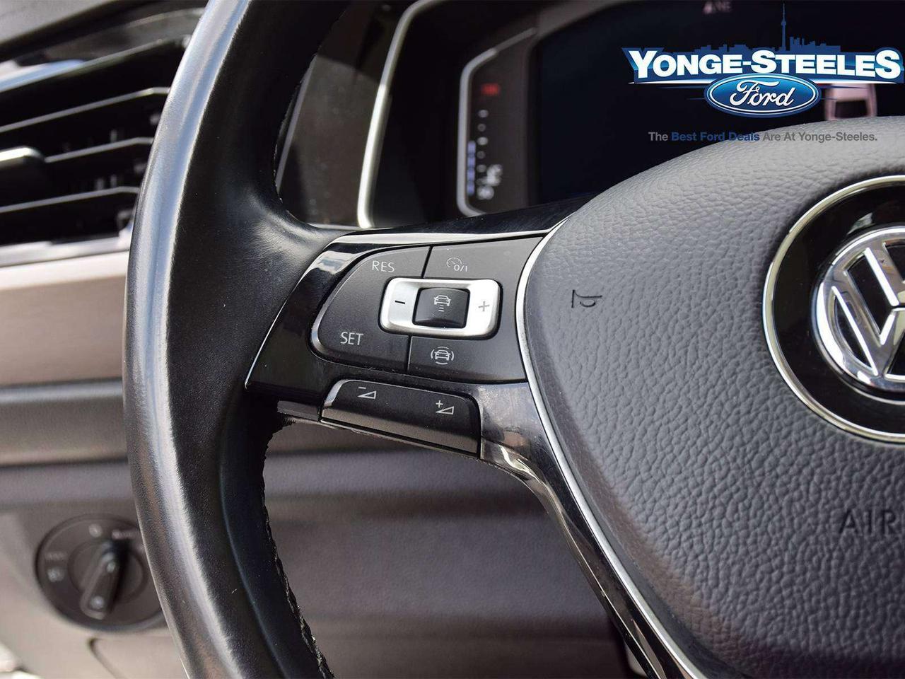 2019 Volkswagen Jetta Execline Photo