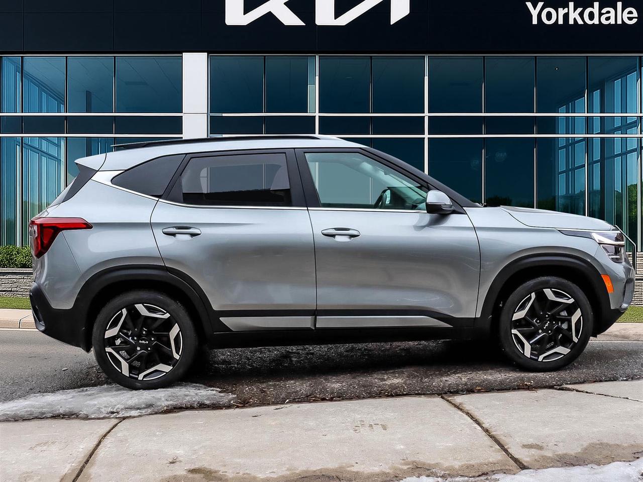 2024 Kia Seltos SX Turbo Photo