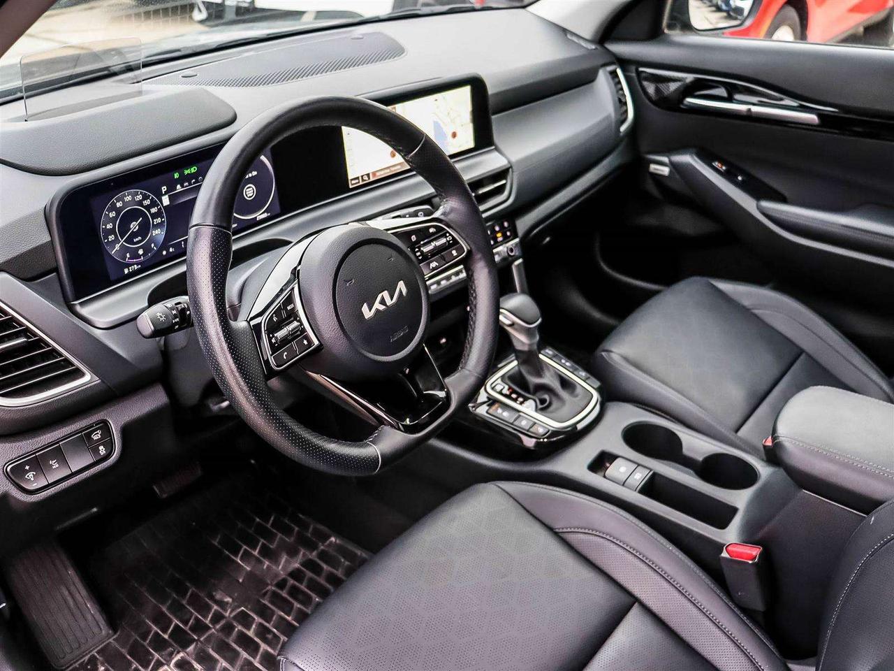2025 Kia Seltos SX Turbo Photo