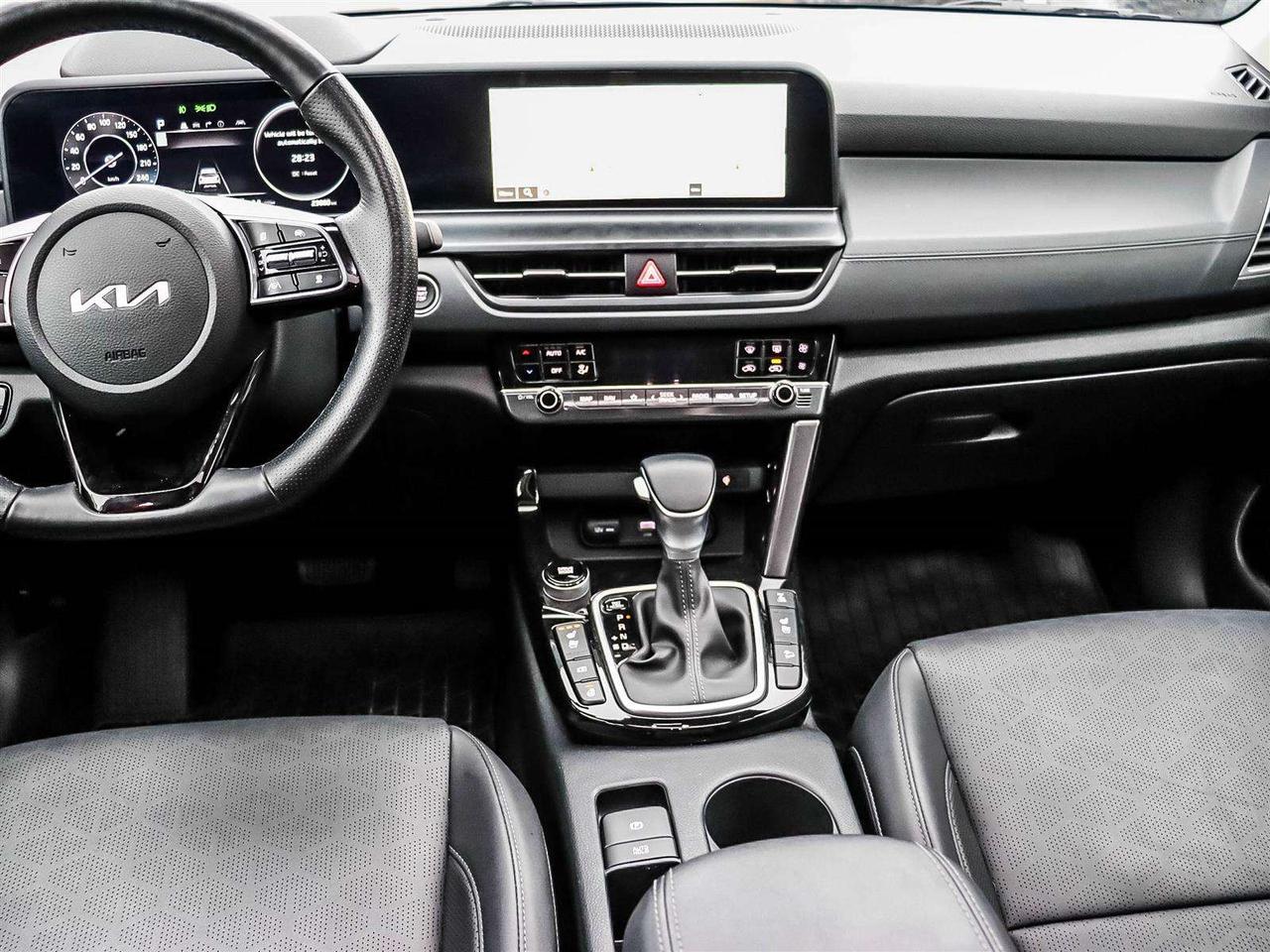 2025 Kia Seltos SX Turbo Photo