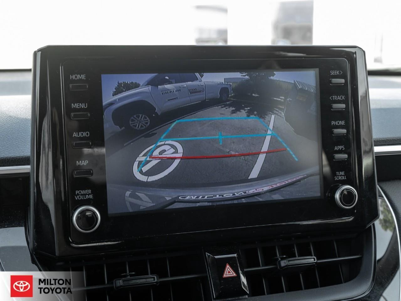 2022 Toyota Corolla Cross BLIND SPOT HEATED STEERING PUSH START 8 TOUCHSCREE Photo