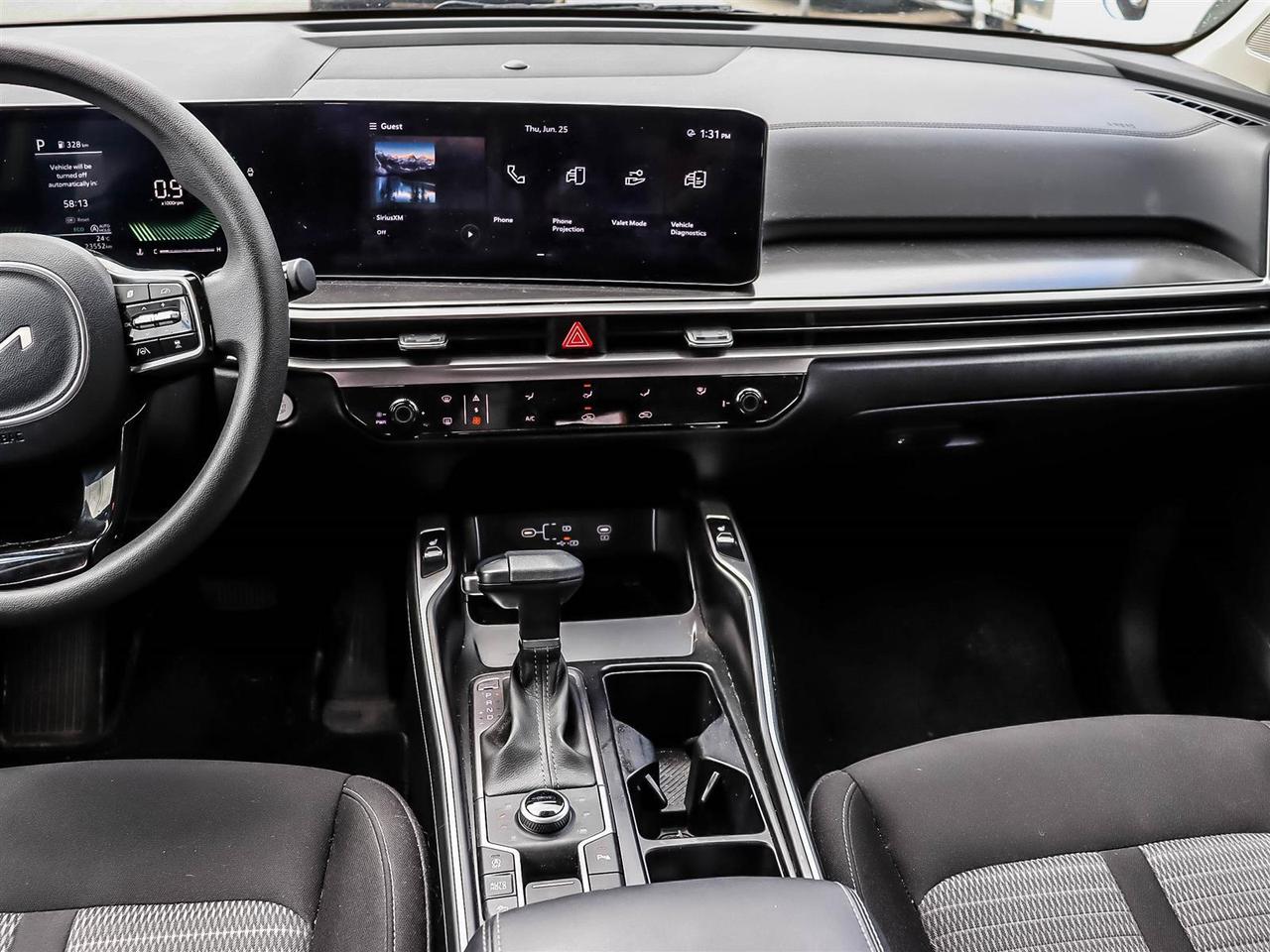 2025 Kia Sorento LX Photo