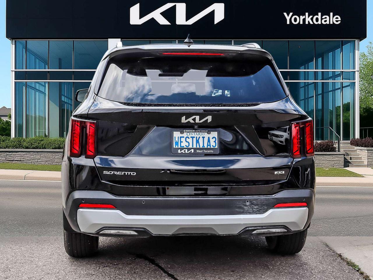 2025 Kia Sorento LX Photo