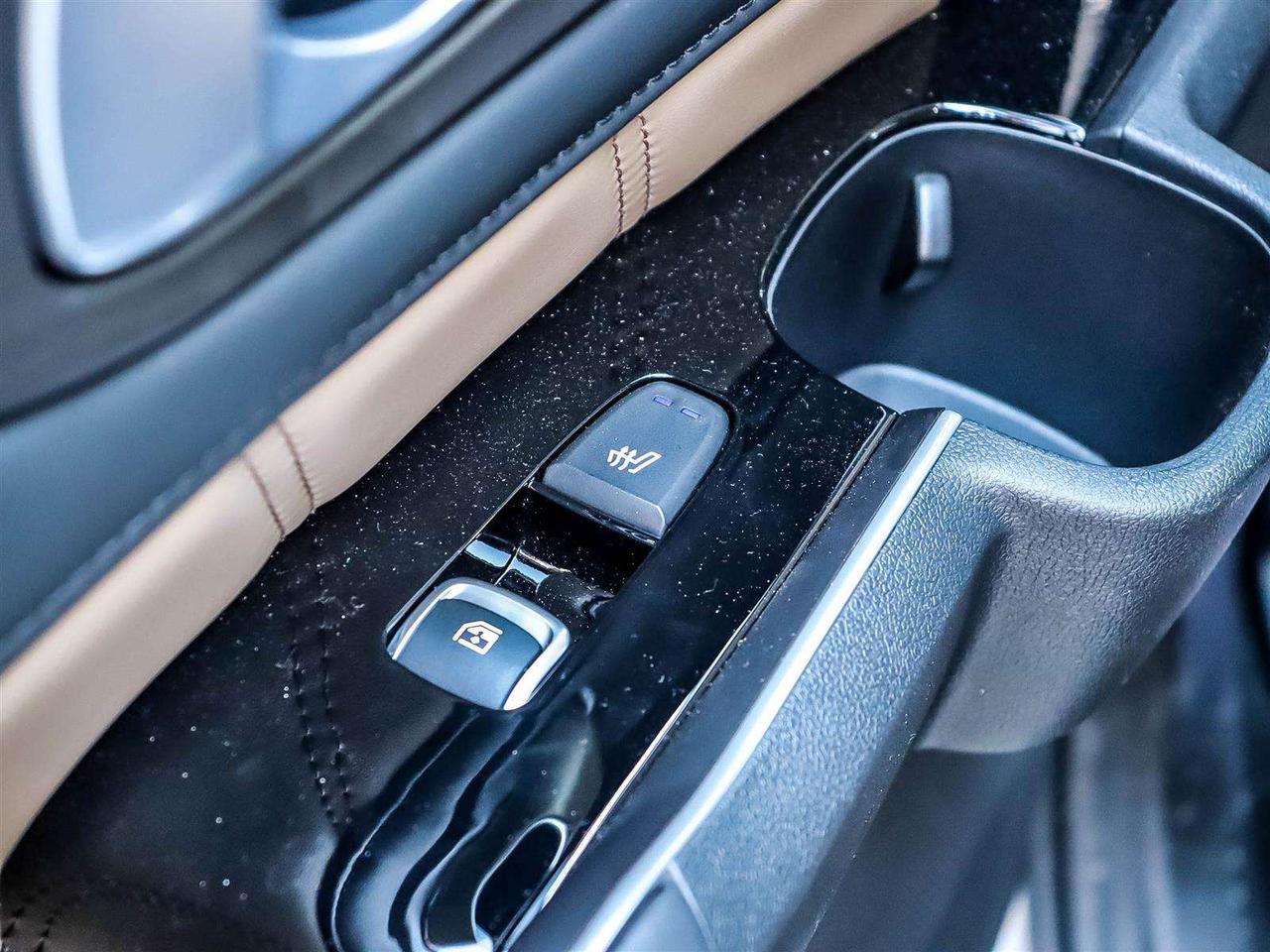 2025 Kia Sorento X-Line Limited Photo