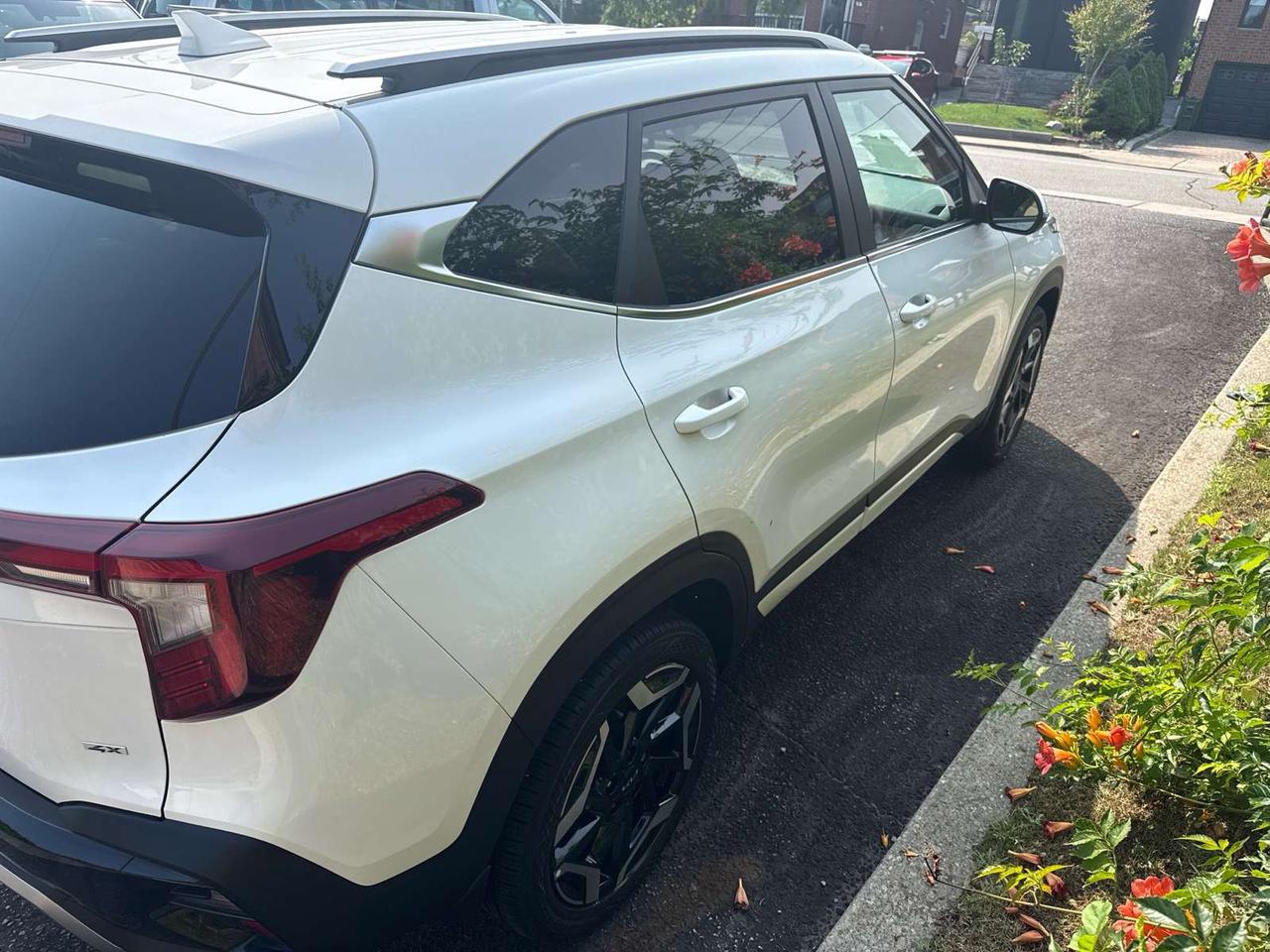 2026 Kia Seltos SX Photo3