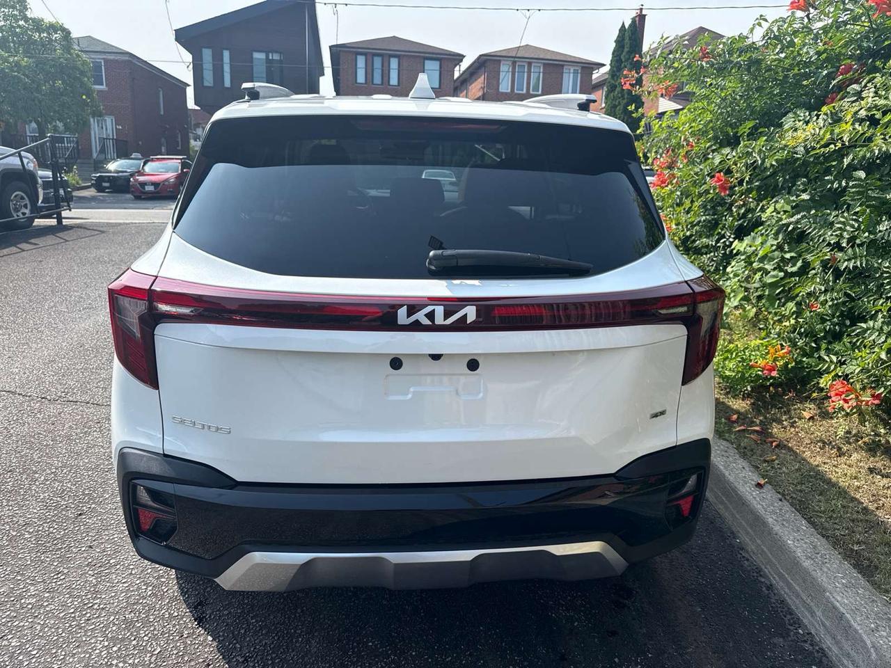 2026 Kia Seltos SX Photo5