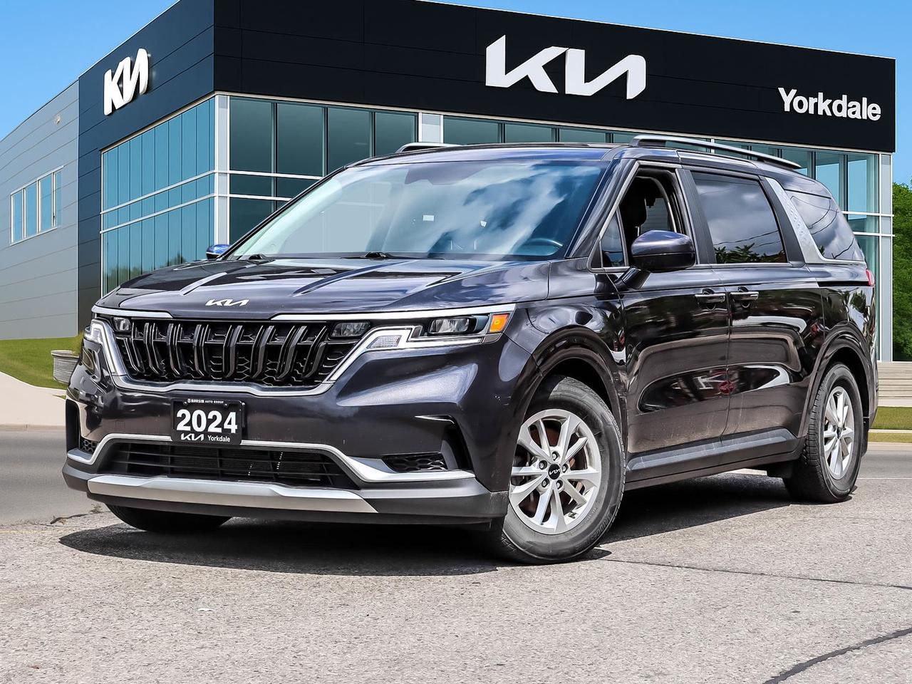 2024 Kia Carnival LX+ Photo0