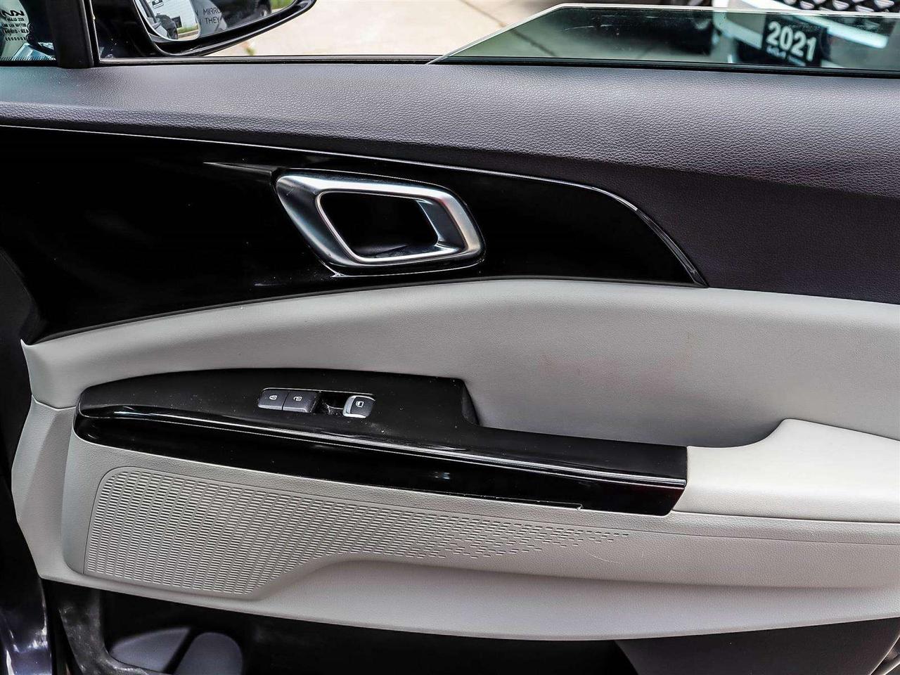 2024 Kia Carnival LX+ Photo