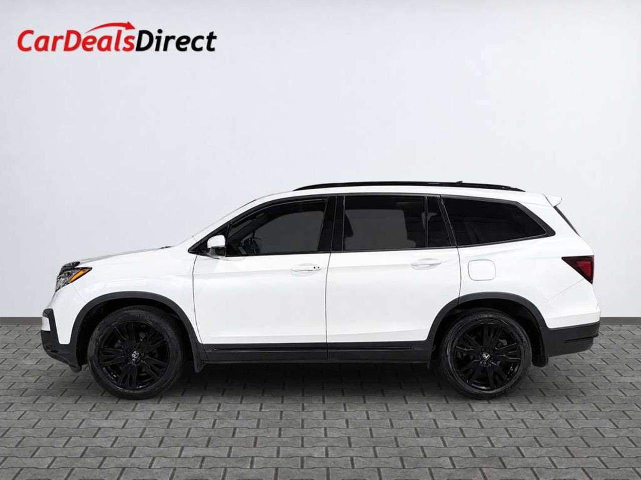 2021 Honda Pilot Black Edition AWD 7 Seater   Leather   Panoramic Sunroof   Navi  8in Touchscreen   Apple CarPlay/ Android Auto  Qi smartp Photo