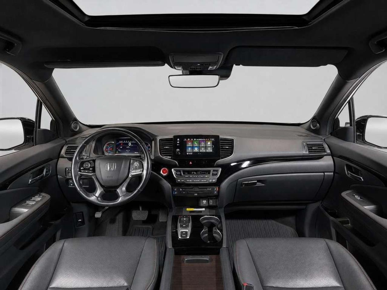 2021 Honda Pilot Black Edition AWD 7 Seater   Leather   Panoramic Sunroof   Navi  8in Touchscreen   Apple CarPlay/ Android Auto  Qi smartp Photo