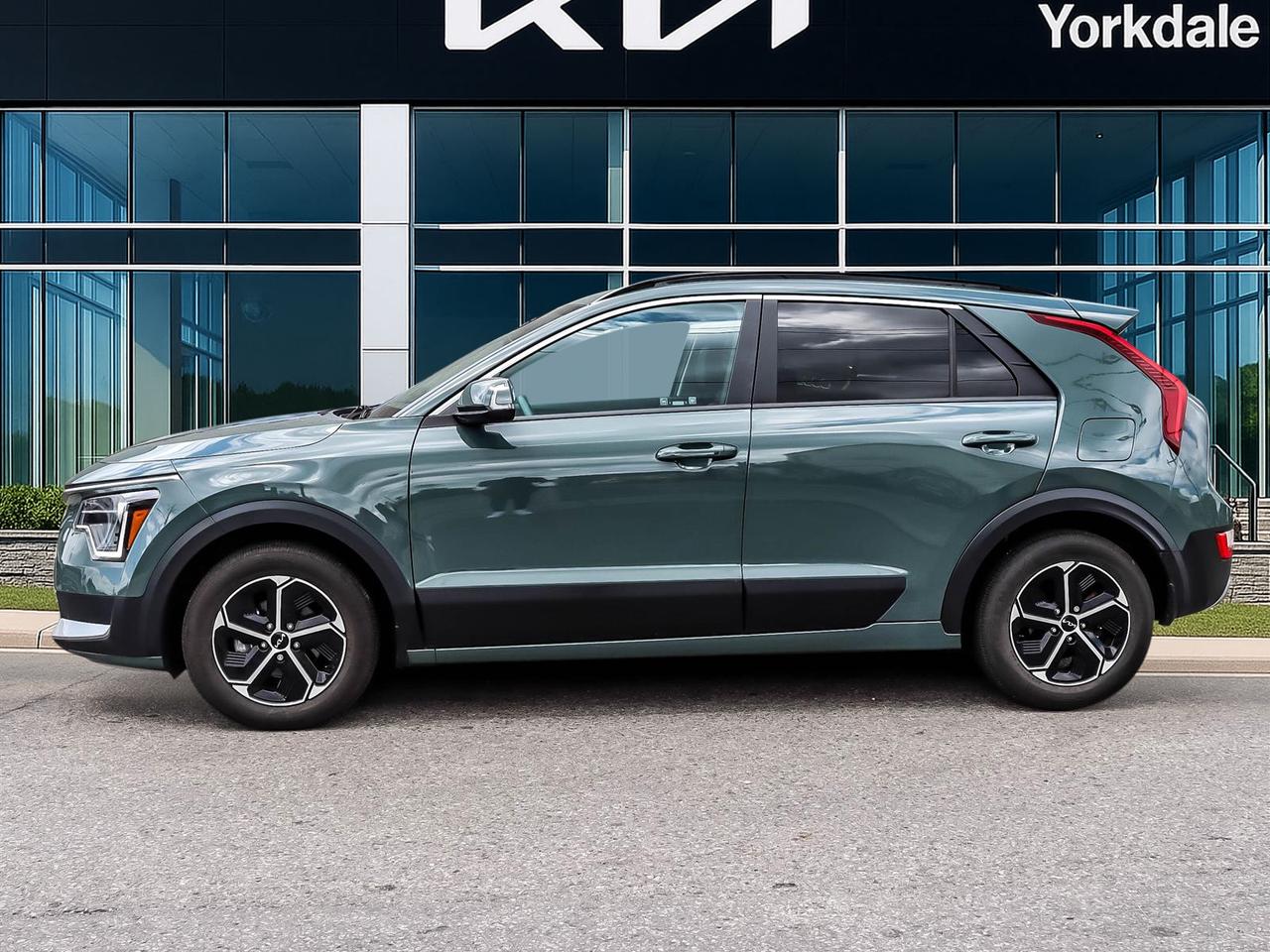 2024 Kia NIRO EX Photo4