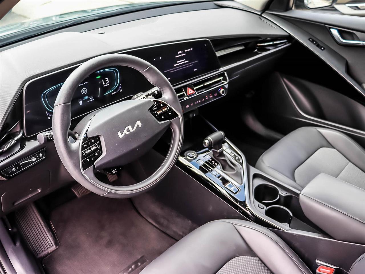 2024 Kia NIRO EX Photo