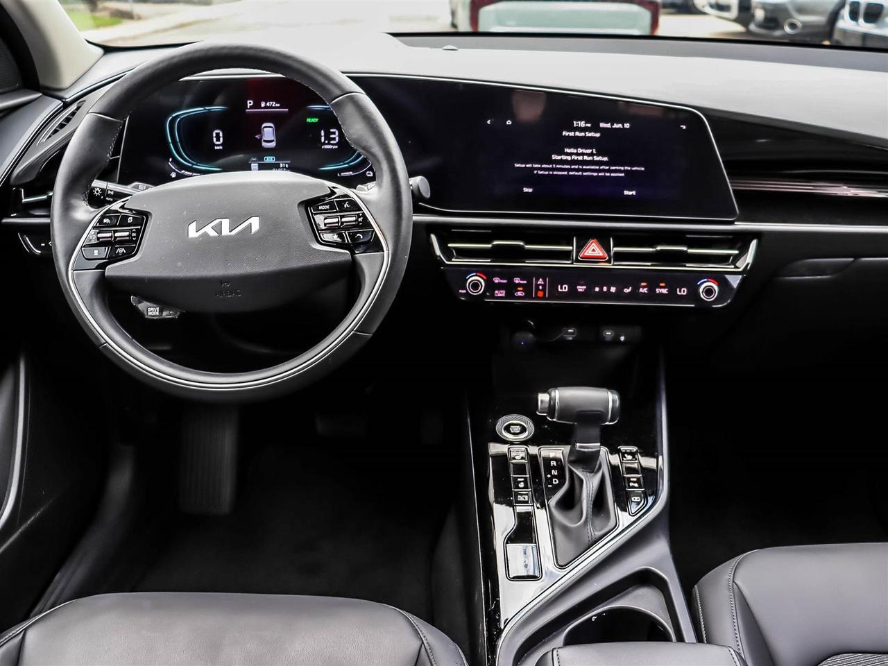 2024 Kia NIRO EX Photo