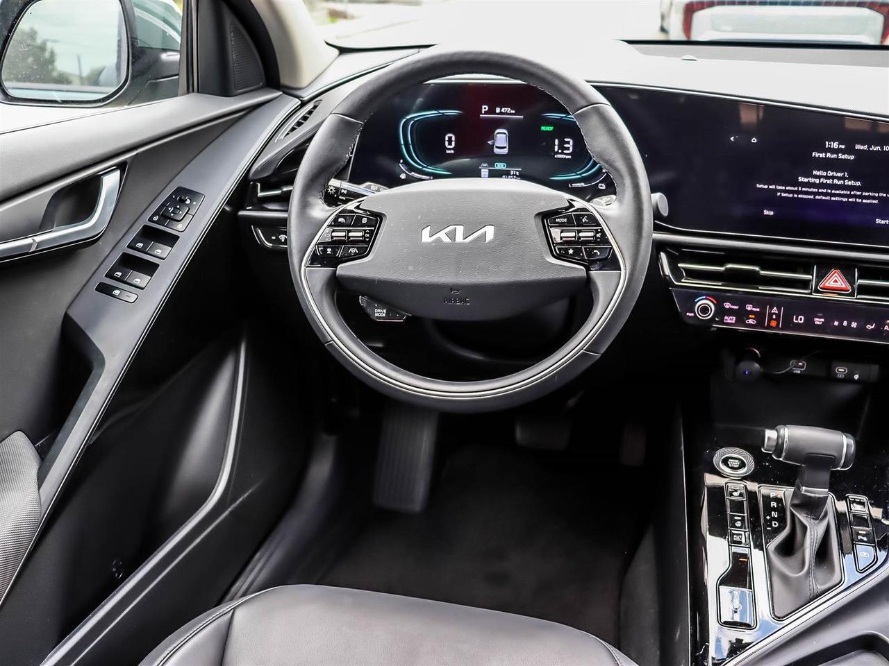 2024 Kia NIRO EX Photo