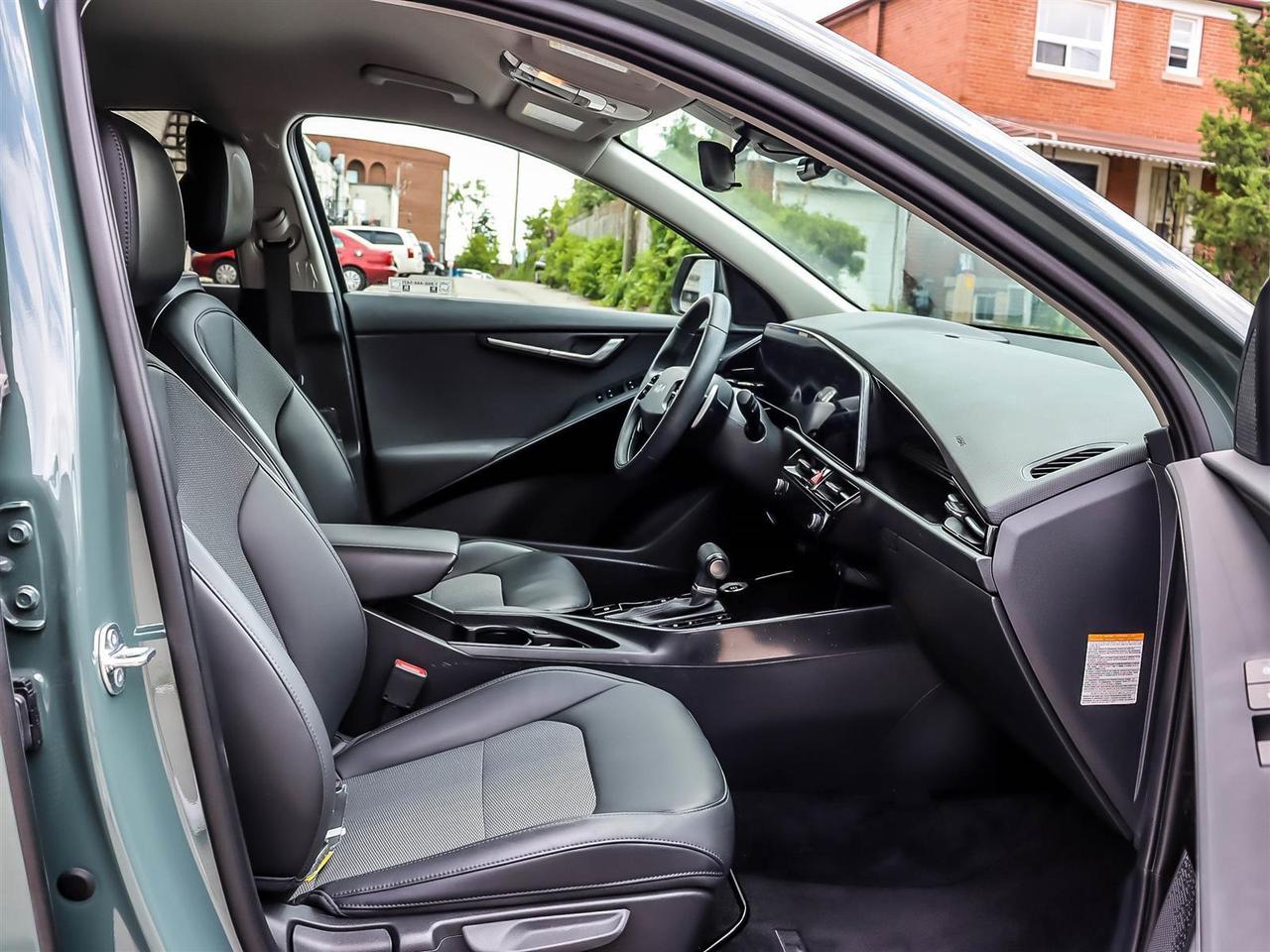 2024 Kia NIRO EX Photo
