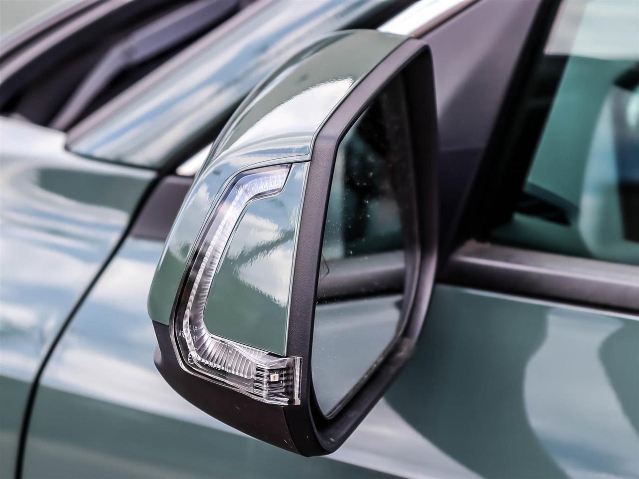 2024 Kia NIRO EX Photo