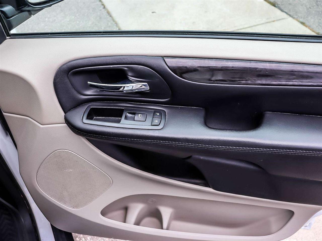 2020 Dodge Grand Caravan SE Photo