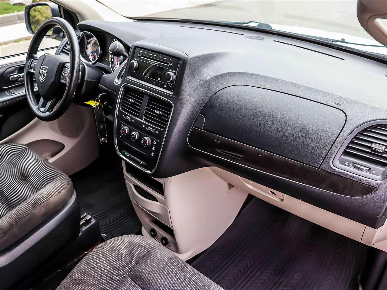 2020 Dodge Grand Caravan SE Photo