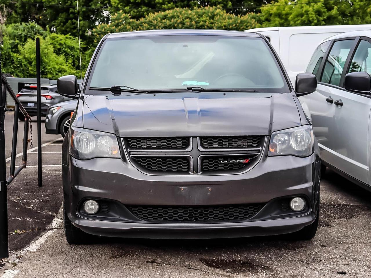 2015 Dodge Grand Caravan R/T Photo