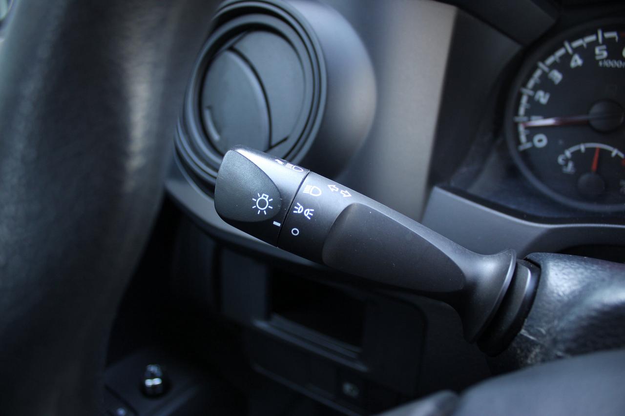2018 Toyota Tacoma SR+ / FULLY CERTIFIED! Photo