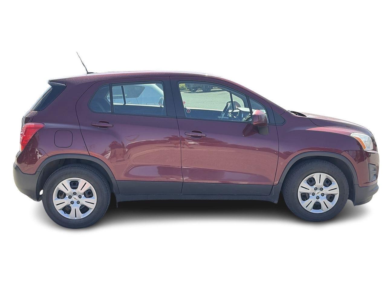 2014 Chevrolet Trax LS FWD CLOTH   BLUETOOTH CONNECTION   STEERING PHO Photo