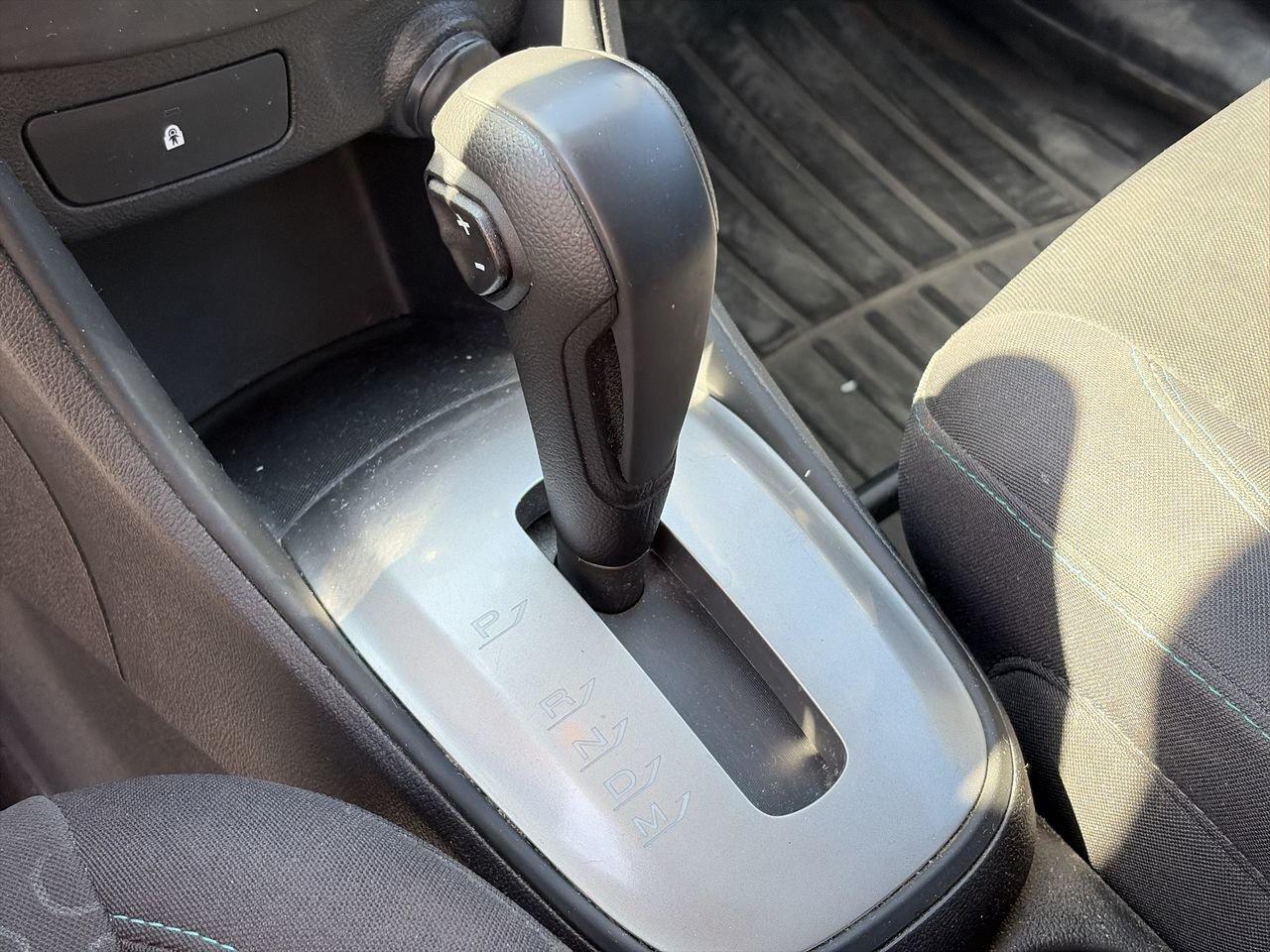 2014 Chevrolet Trax LS FWD CLOTH   BLUETOOTH CONNECTION   STEERING PHO Photo