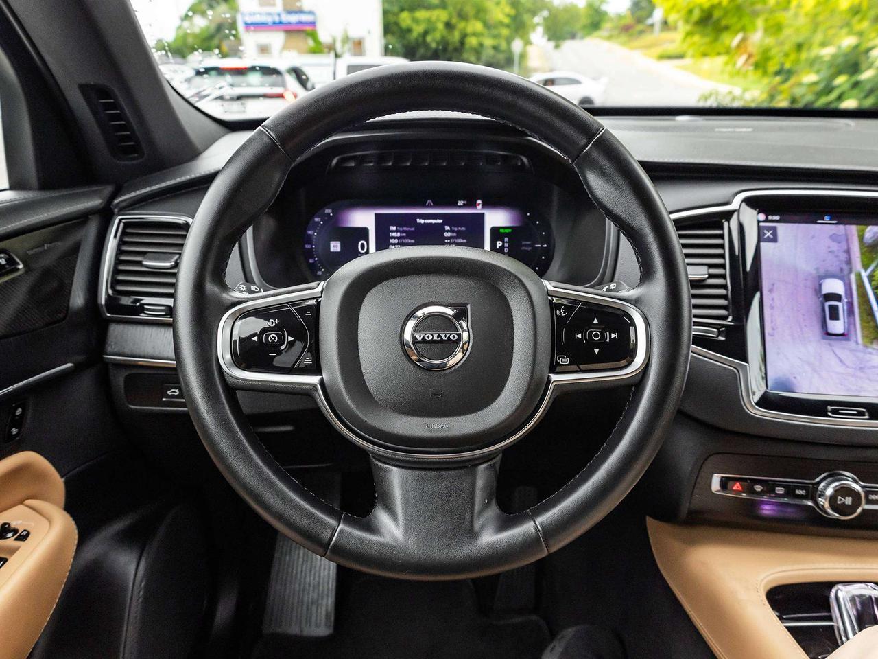 2023 Volvo XC90 Recharge Plug-In Hybrid Ultimate  ROOF  NAVI Photo