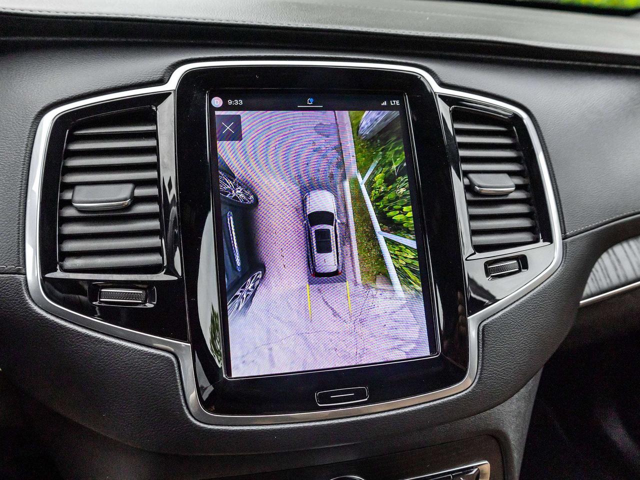 2023 Volvo XC90 Recharge Plug-In Hybrid Ultimate  ROOF  NAVI Photo