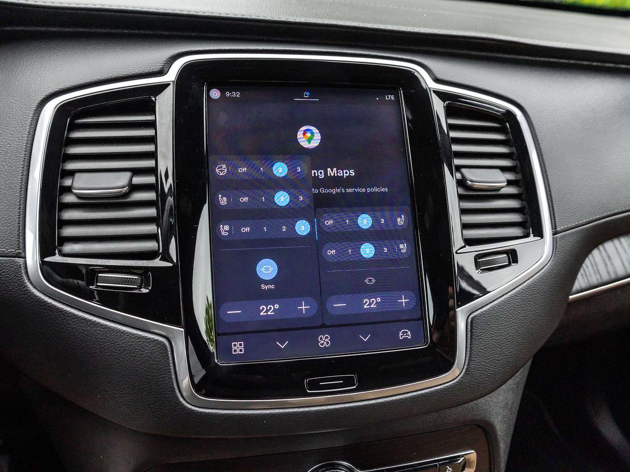 2023 Volvo XC90 Recharge Plug-In Hybrid Ultimate  ROOF  NAVI Photo