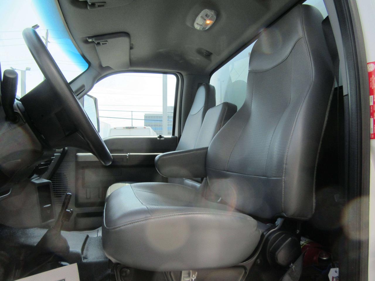 2022 Ford F-750 Super Duty DIESEL 24FT HIGH & WIDE ALUMINUM BOX POWER LIFT Photo