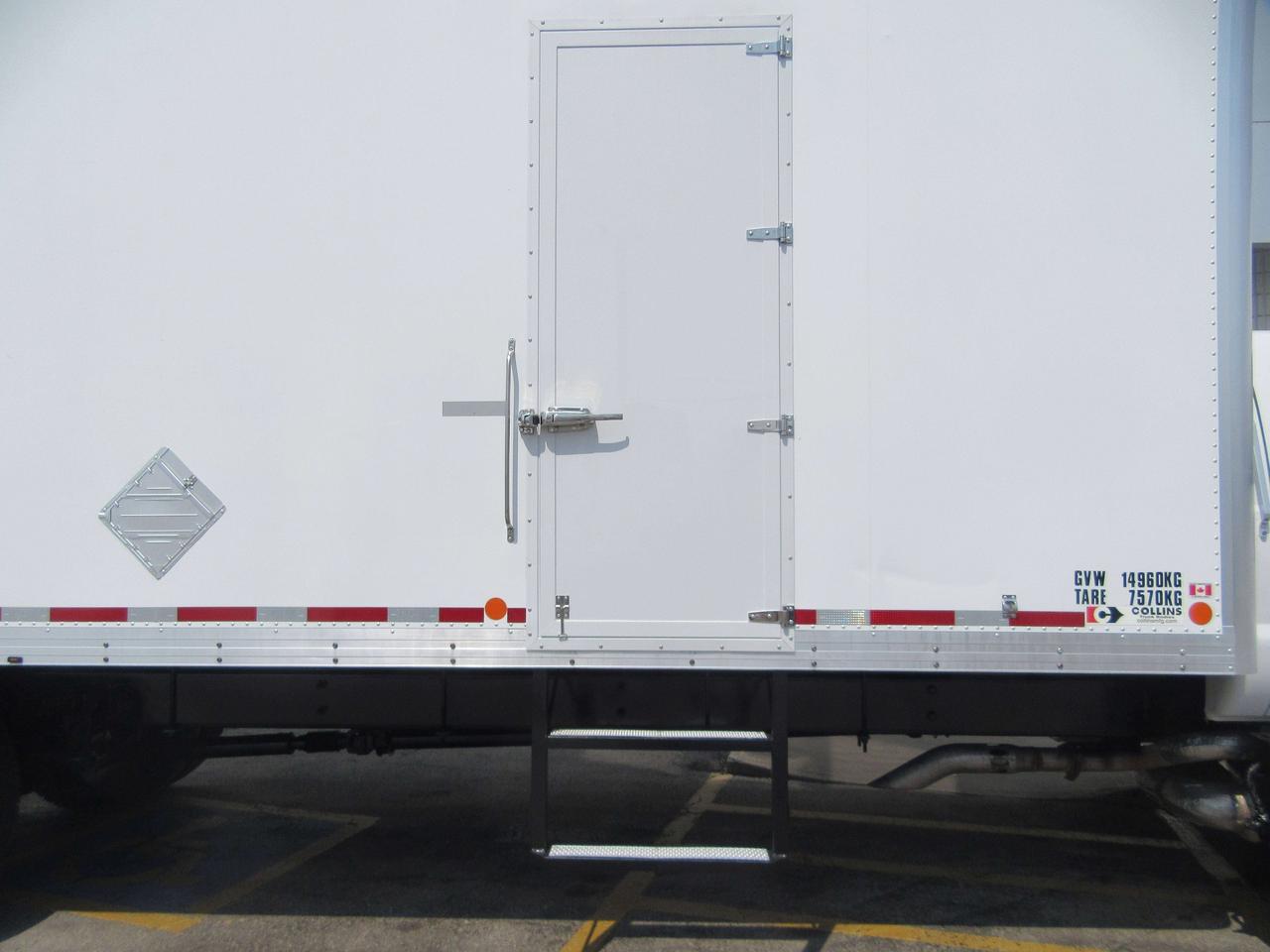 2022 Ford F-750 DIESEL 24FT HIGH & WIDE ALUMINUM BOX POWER LIFT Photo