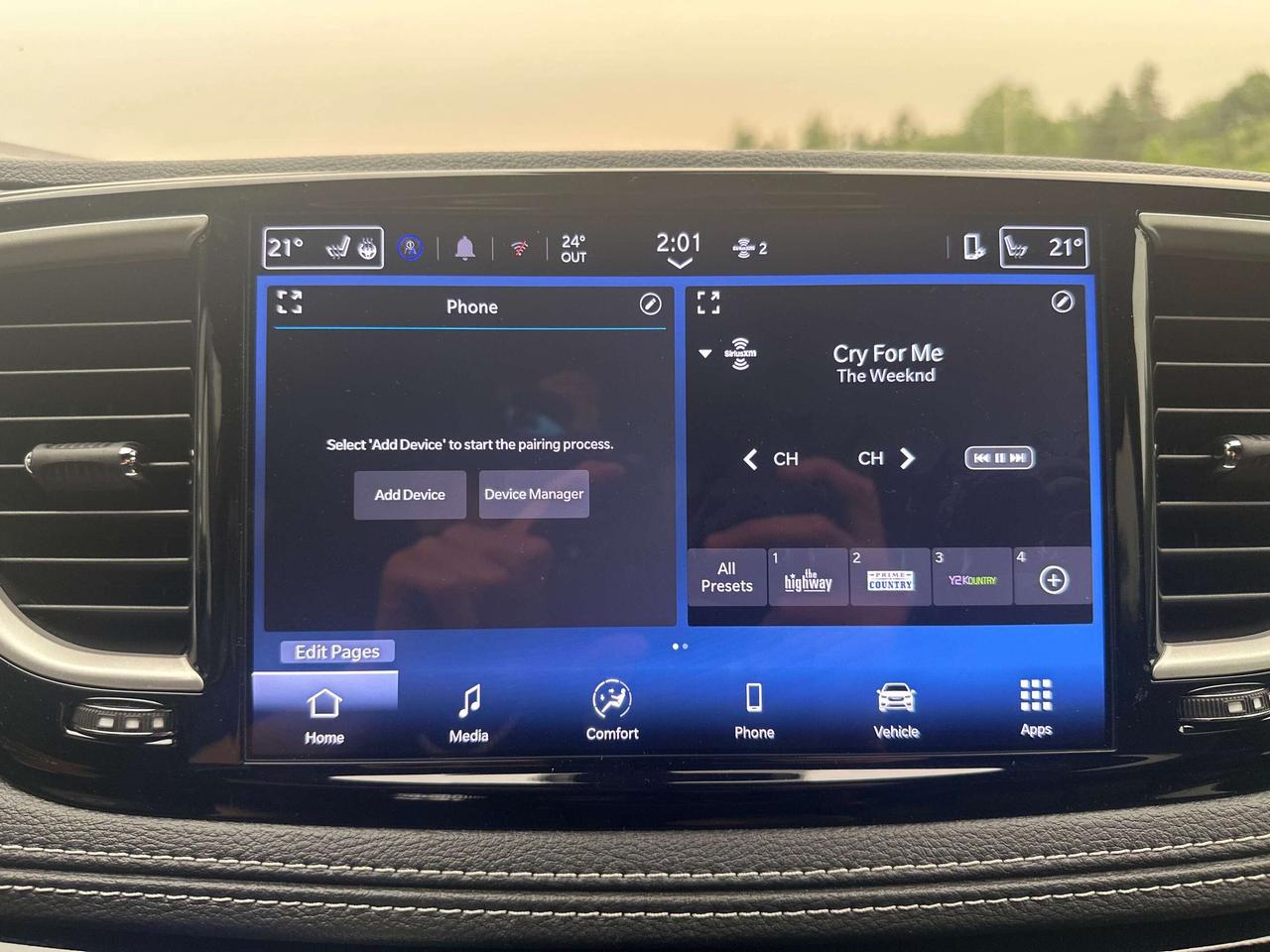2025 Chrysler Pacifica Select Photo