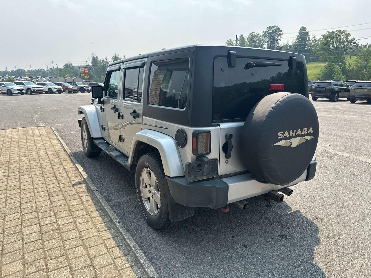 2012 Jeep Wrangler Sahara Photo