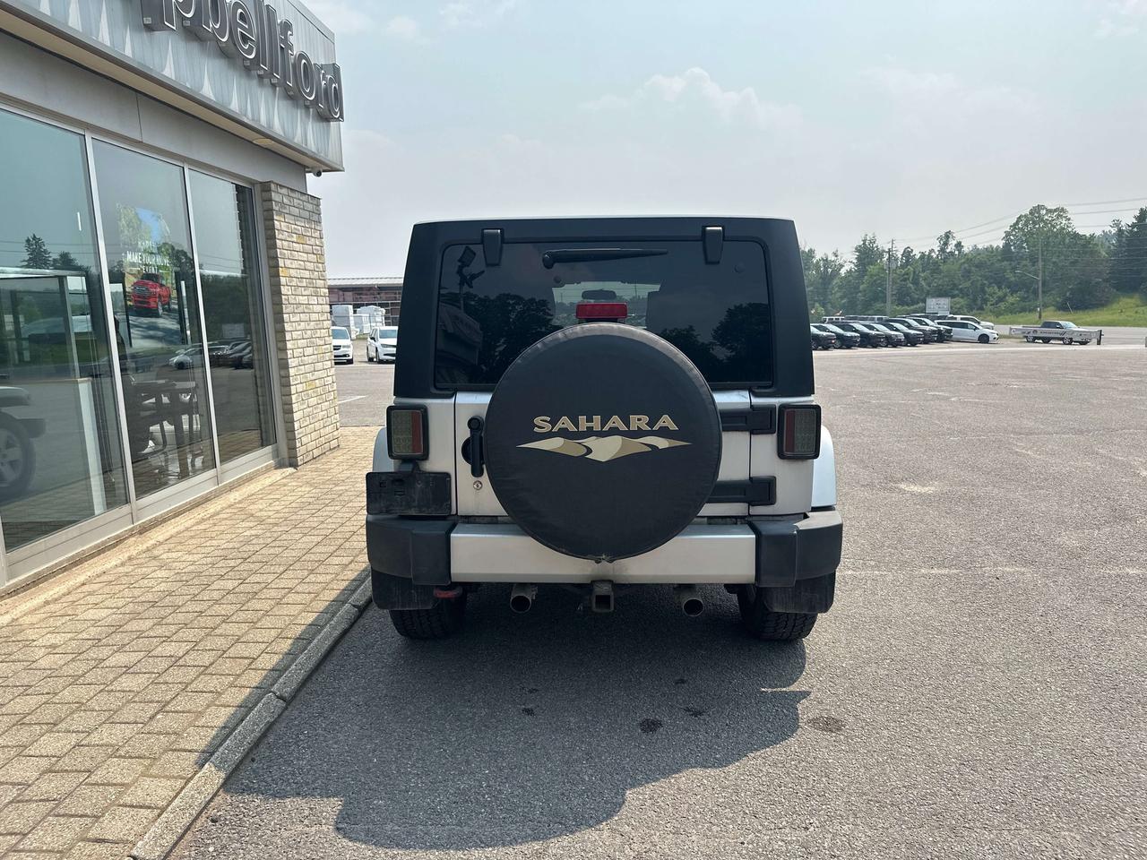 2012 Jeep Wrangler Sahara Photo