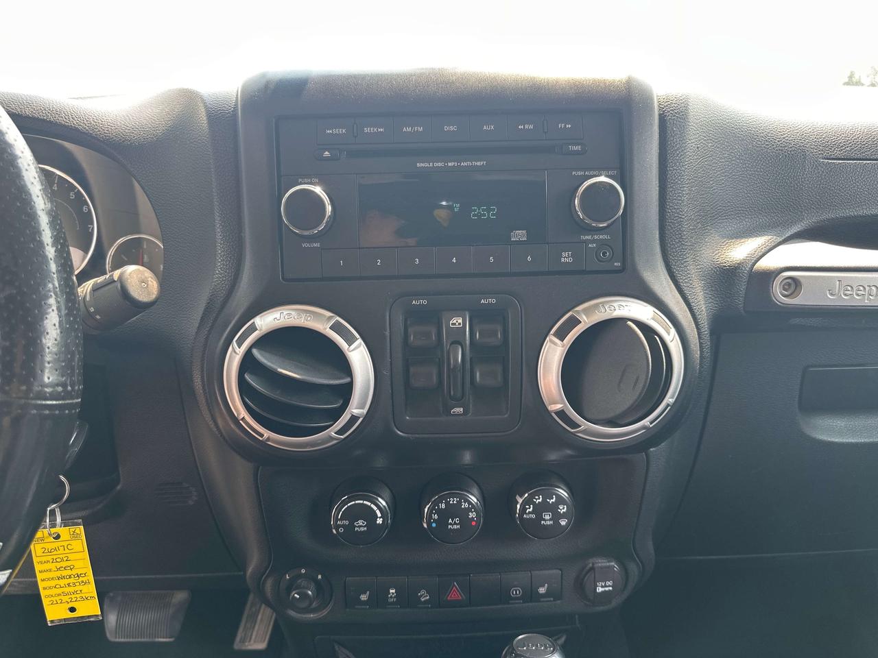 2012 Jeep Wrangler Sahara Photo