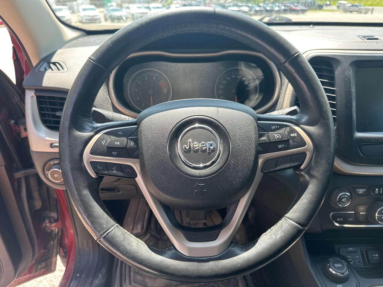 2016 Jeep Cherokee Limited Photo