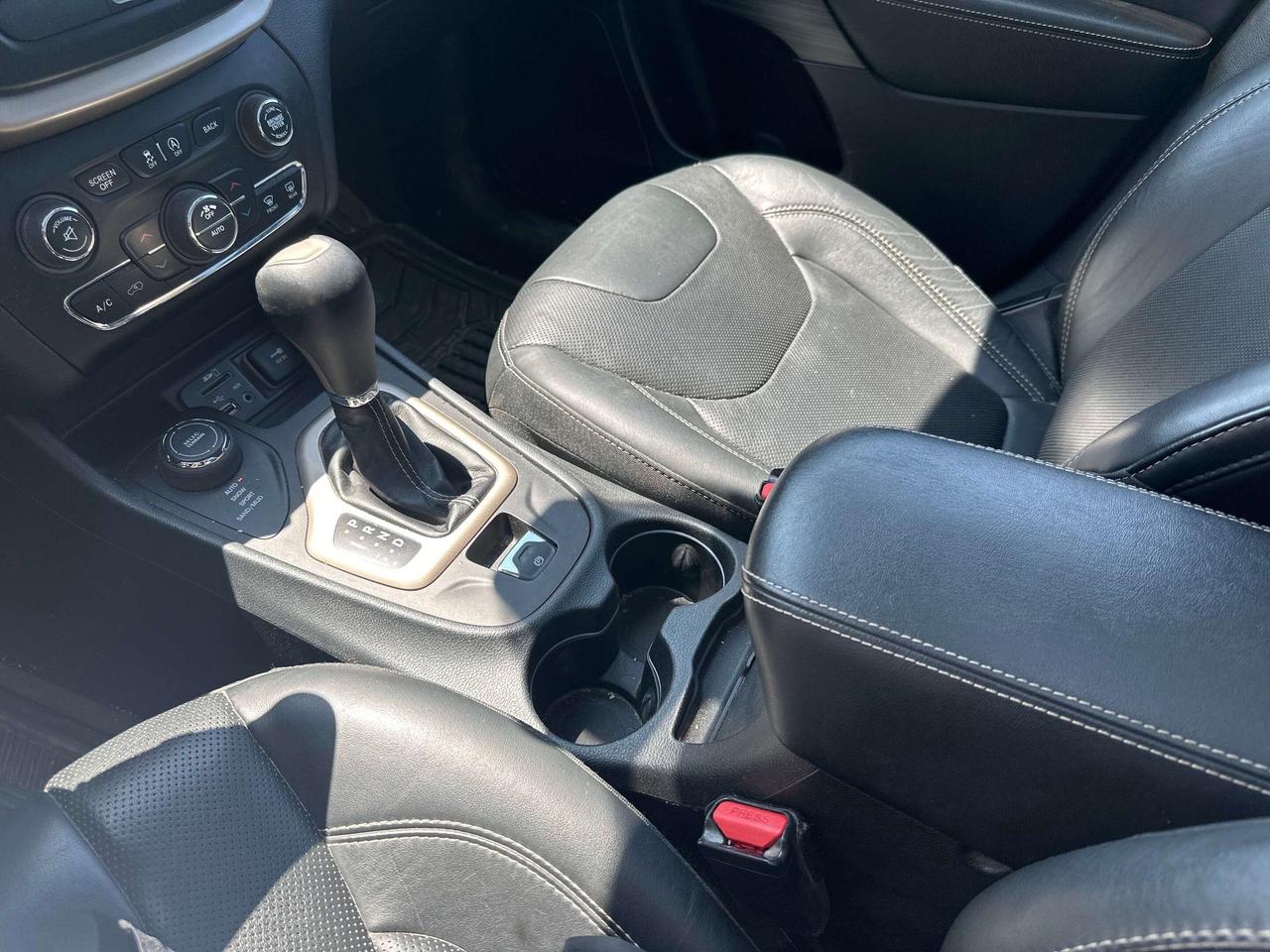 2016 Jeep Cherokee Limited Photo
