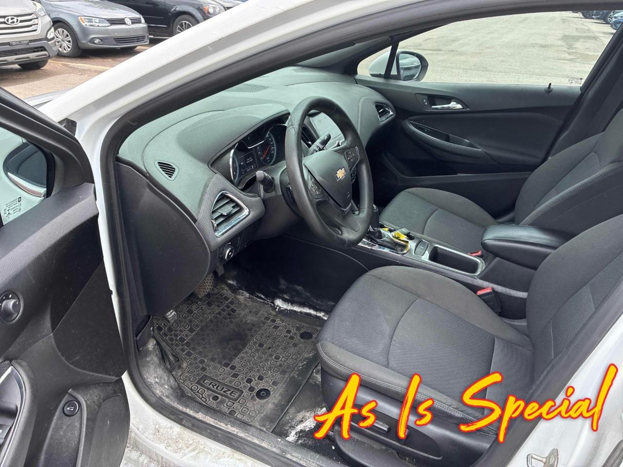 2017 Chevrolet Cruze LT Auto 4dr Sedan Photo